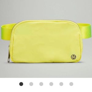 Lululemon ELECTRIC LEMON everywhere belt bag. 1L. Perfect condition.